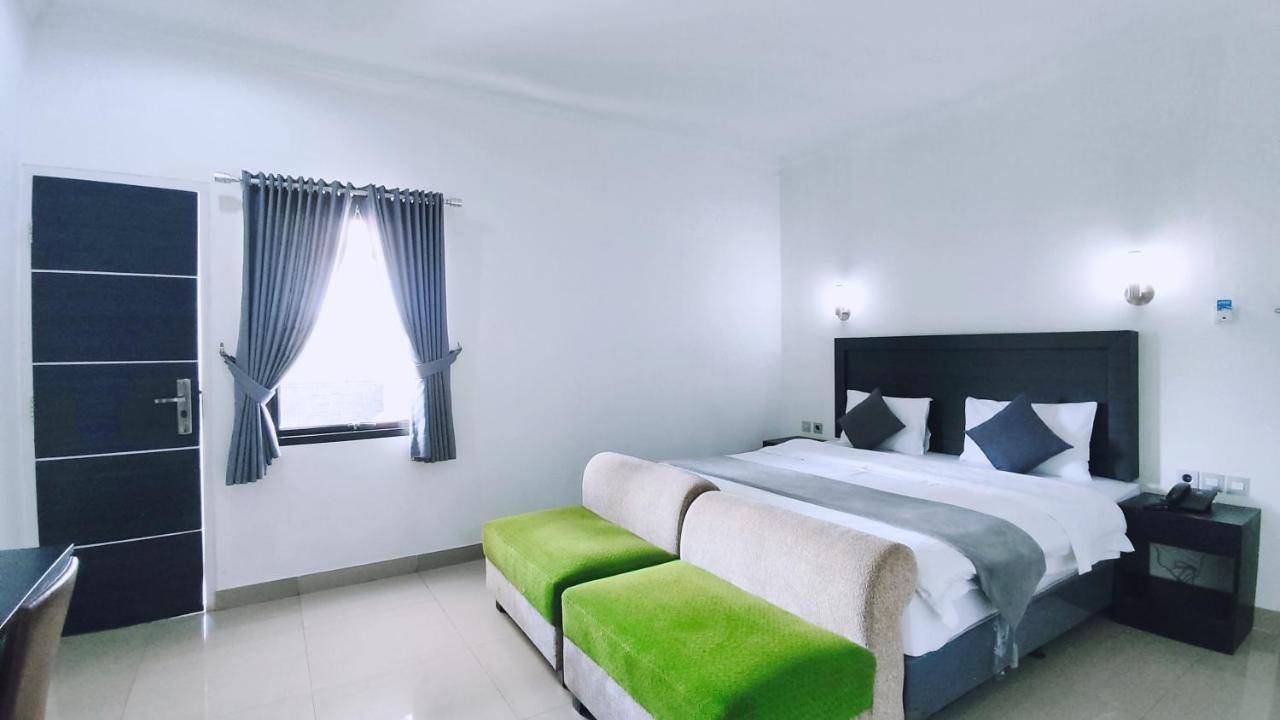 Charaka Residence Banjarnegara Εξωτερικό φωτογραφία