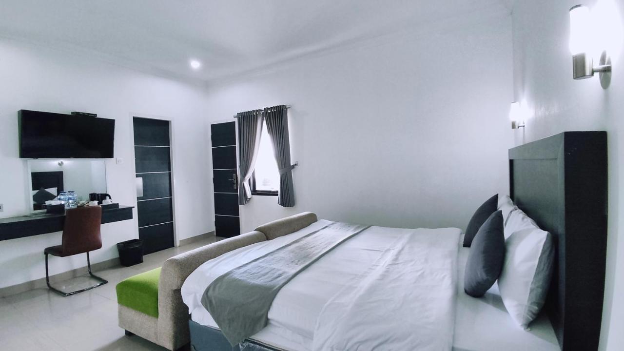 Charaka Residence Banjarnegara Εξωτερικό φωτογραφία